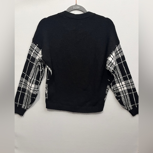 Hollister Black and White Checkered Plaid Cardigan XS NWT - Picture 4 of 10